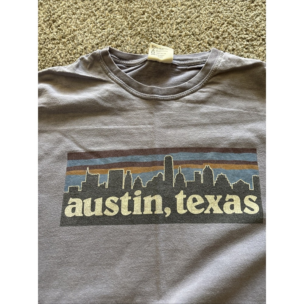 Unisex Purple Austin, Texas Comfort Colors T-Shirt Size Medium - Picture 2 of 4